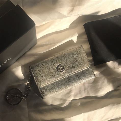 chanel keychain wallet